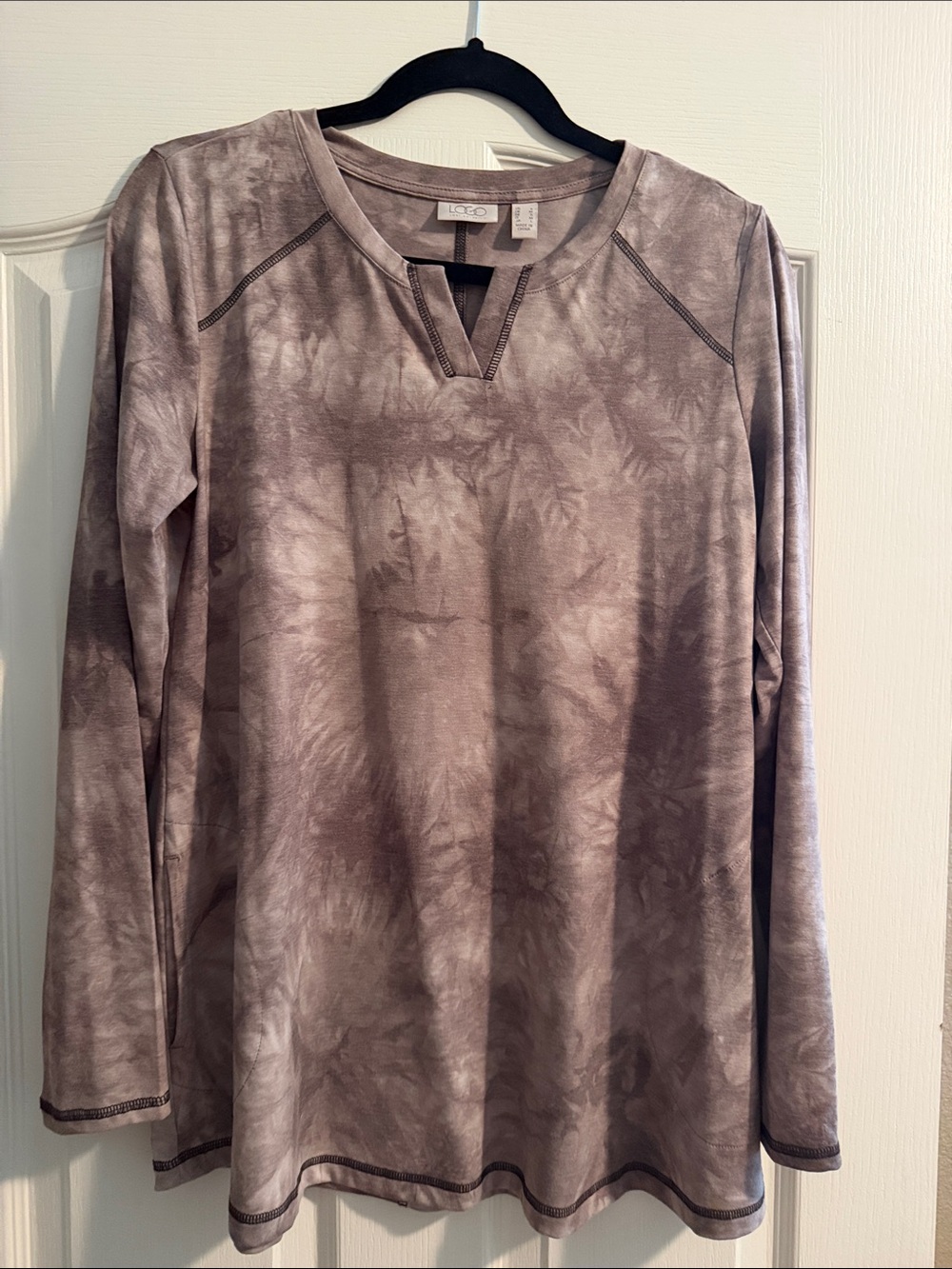 LOGO by Lori Goldstein Taupe Tie-Dye Long Sleeve Top